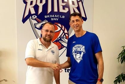 Bubnovanie v strede sa už nenosí. Pre Sviteka sú základom obrana a rýchly prechod do útoku