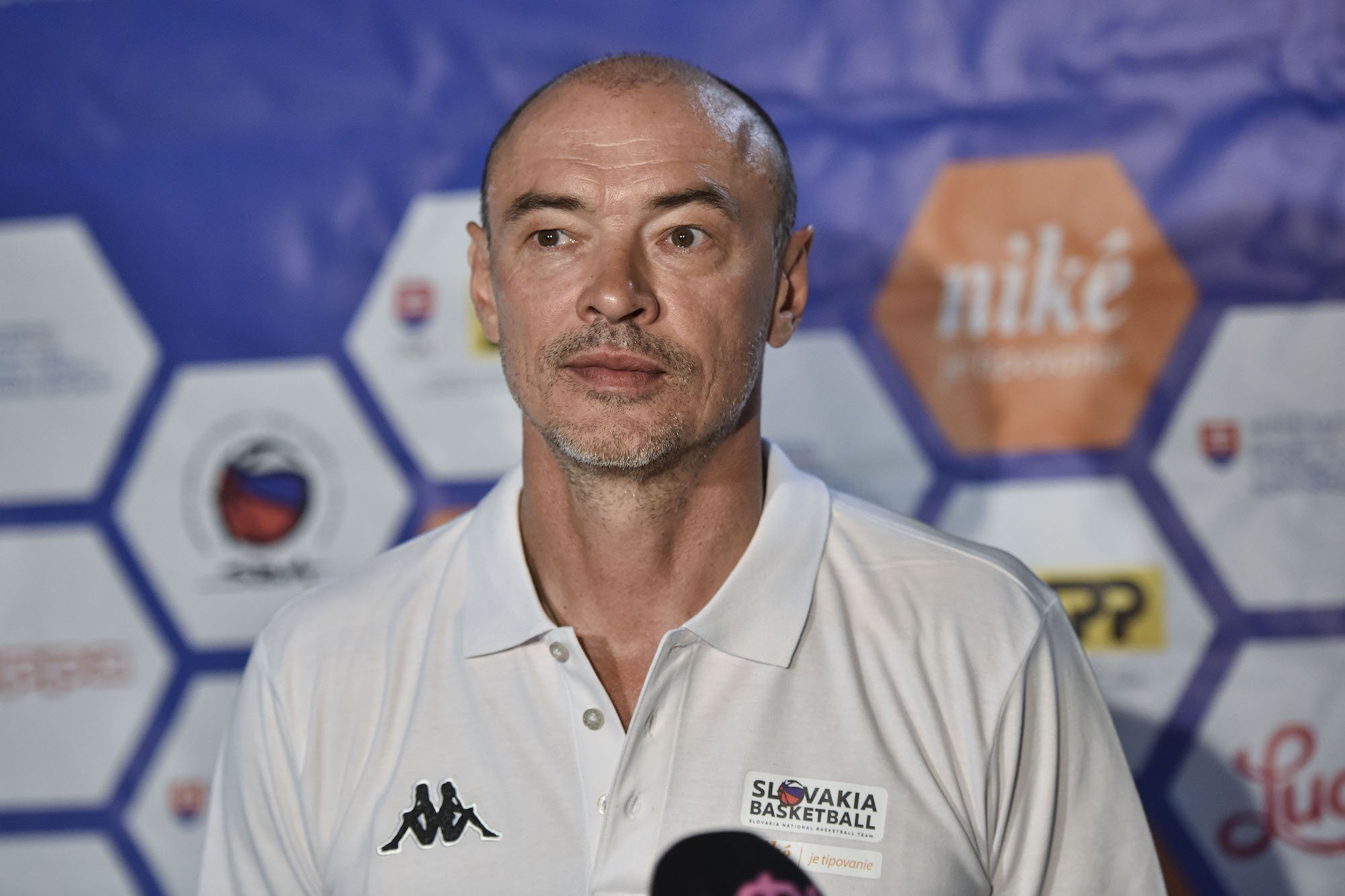 Meleščenko ide do bubliny pre postup, stíha sledovať aj olympiádu. Dončič je o triedu lepší ako bol Petrovič, myslí si