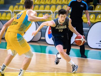 Víťazný štart. Osemnástka zdolala na FIBA Challengeri silnú Ukrajinu