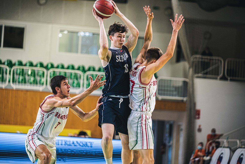 Víťazná rozlúčka. Mladí Slováci berú na domácom FIBA Challengeri tretie miesto