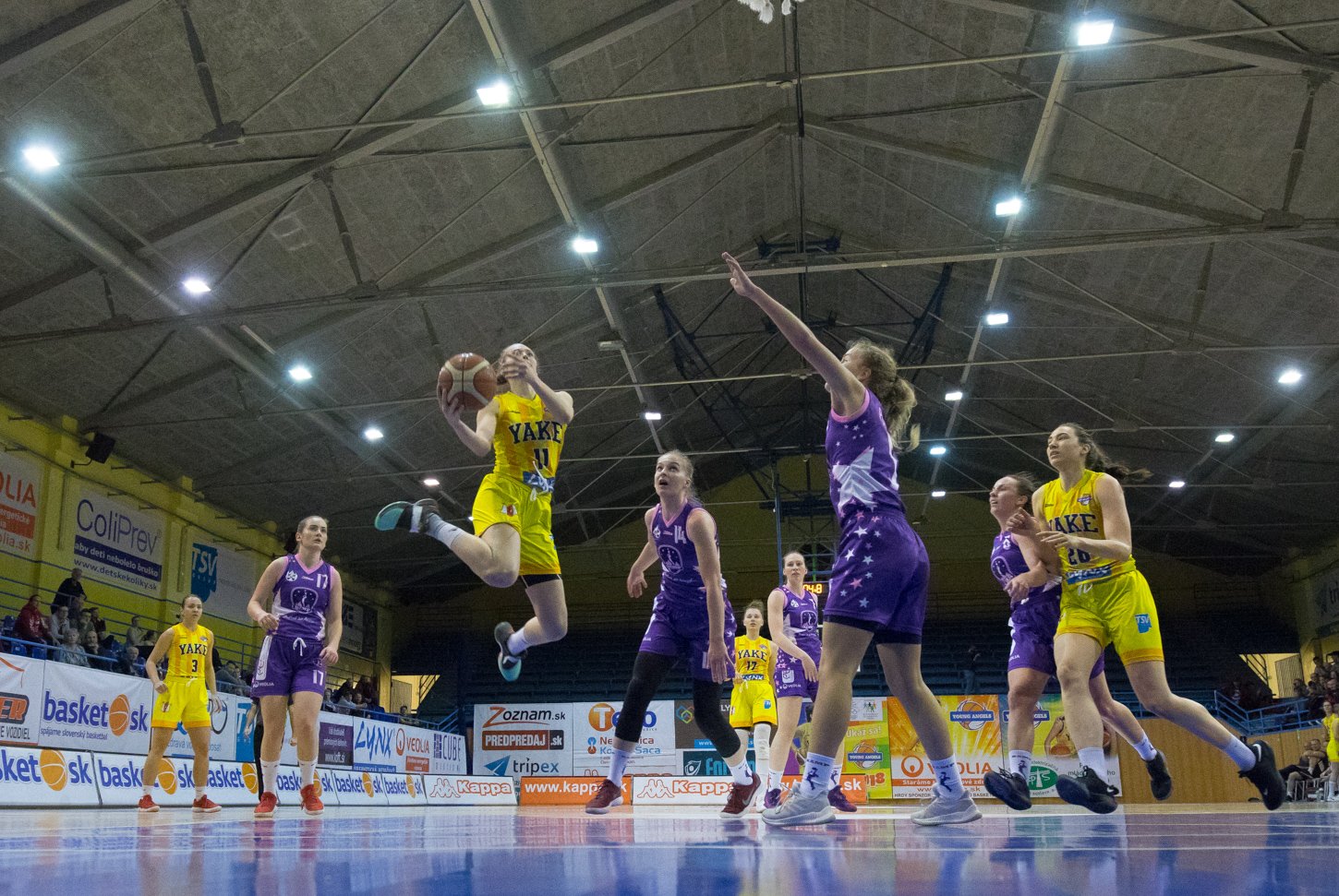 Sebavedomý nástup, zdrvujúci finiš a tretí triumf v rade