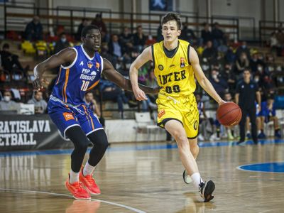 Striedačka Petra Tordu: Covidový rok pomohol viacerým mladým, ale oslavovať môžeme len pri Timovi Malovcovi
