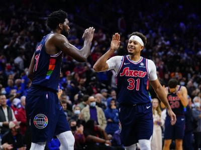 VIDEO: Sixers zosadili Chicago, Payton junior s parádnym „poster“ dunkom