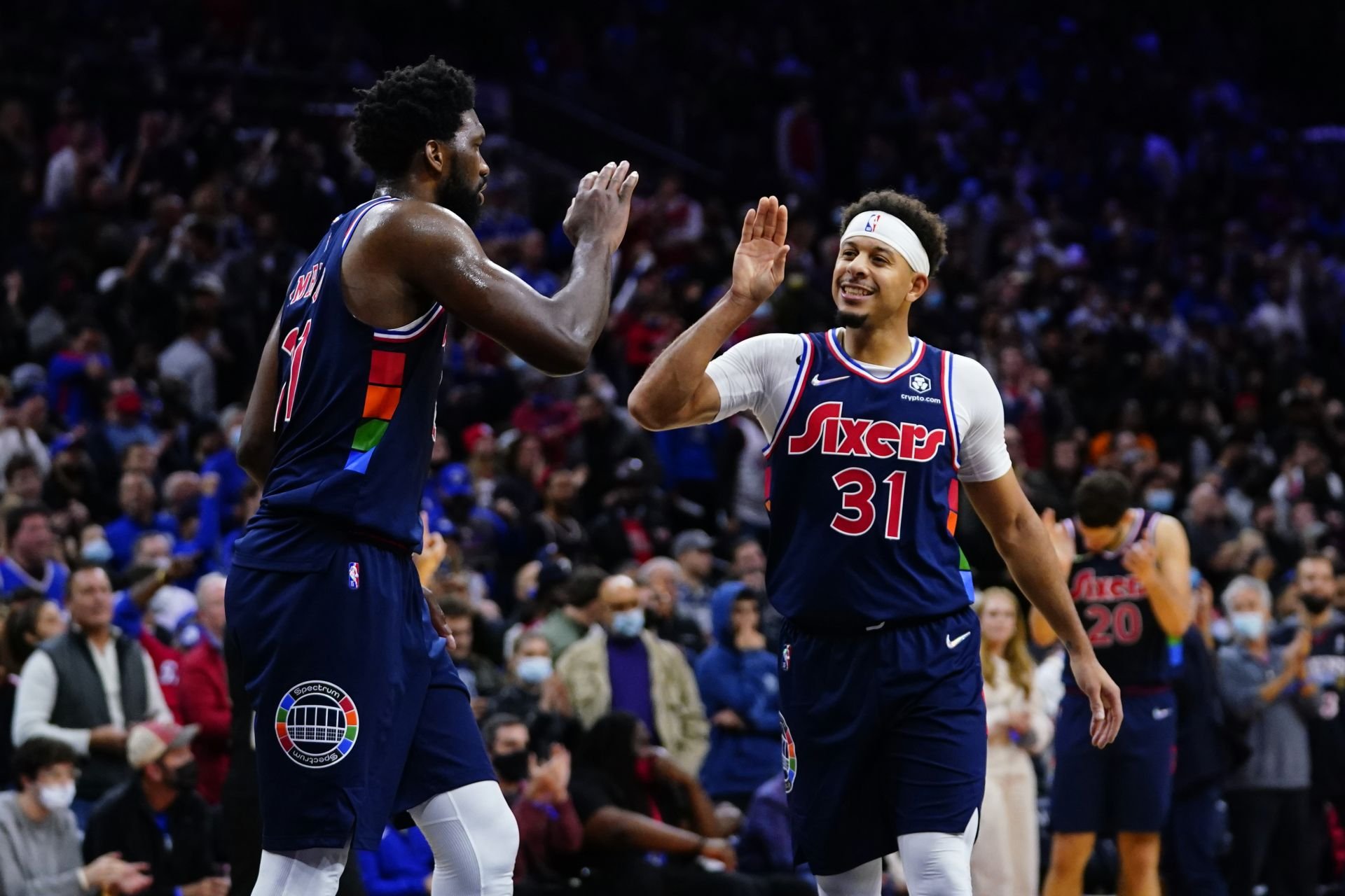 VIDEO: Sixers zosadili Chicago, Payton junior s parádnym „poster“ dunkom