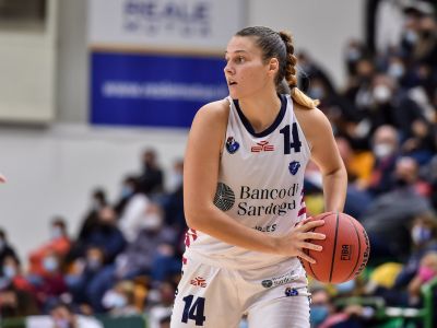 Brodziansky či Doležaj sa nepresadili, double-double Michaely Fekete v Poľsku
