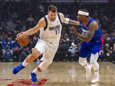 VIDEO: Dončičov Dallas je v kríze, súboj najslávnejších značiek ovládlo Lakers