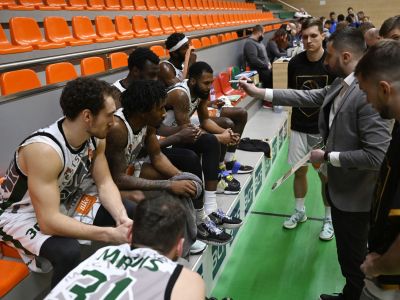 VIDEO: Levice uspeli v Handlovej, 210 bodov pod Tatrami