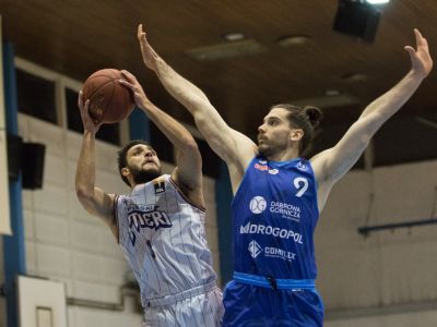 Spišiaci po skvelom obrate do play-off, dominantné Levice potvrdili prvé miesto