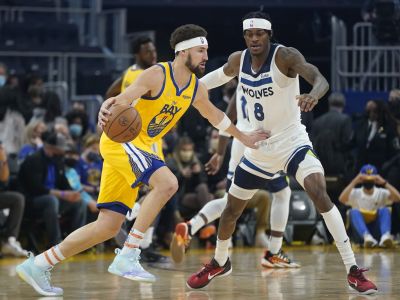 VIDEO: Lakers nemali bez Jamesa šancu, Klay Thompson s naj výkonom po návrate