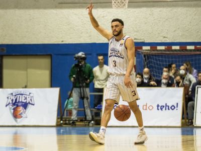 Myslel si, že ide do krajiny Dončiča. Dennis si zamiloval guláš i Slovákov
