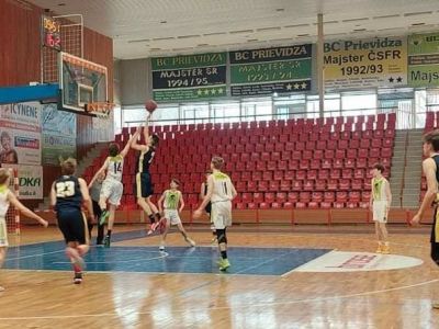 Na čele tabuľky skupiny GOLD starších žiakov Žiar nad Hronom