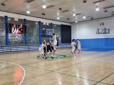 Štarší žiaci Žiaru nad Hronom tento týždeň odohrali až štyri stretnutia