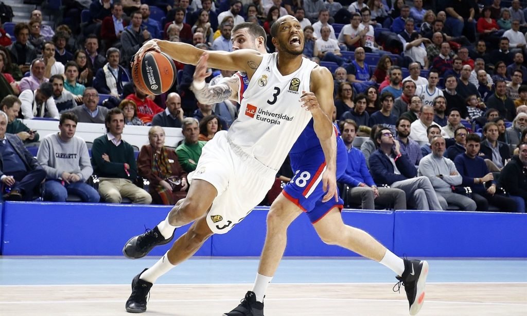 Týždeň v európskom basketbale: Španielskemu finále vládne Real aj napriek hrôzostrašnému zraneniu hviezdy