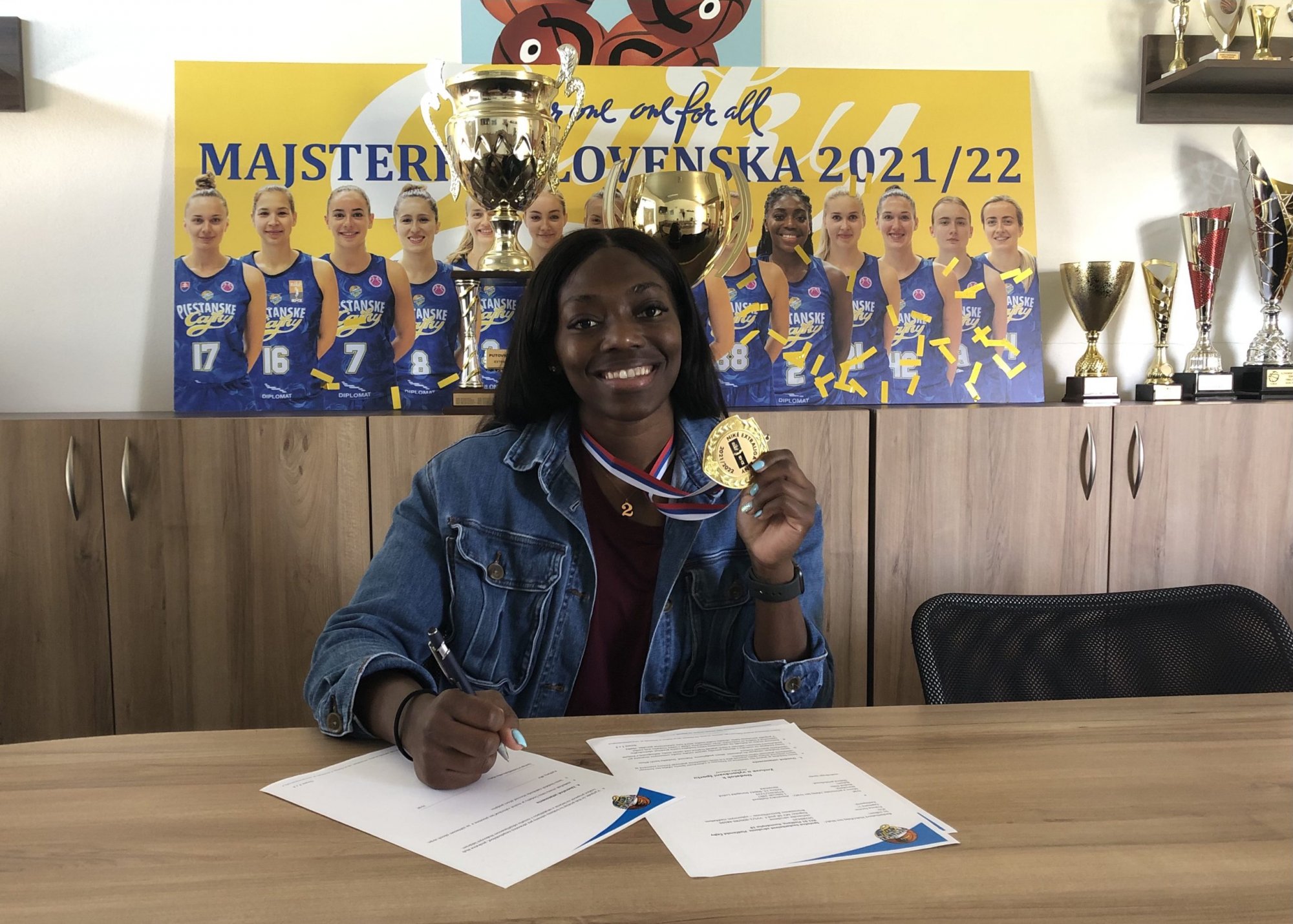 Majsterky z Piešťan predĺžili spoluprácu s Ke´Shunan James