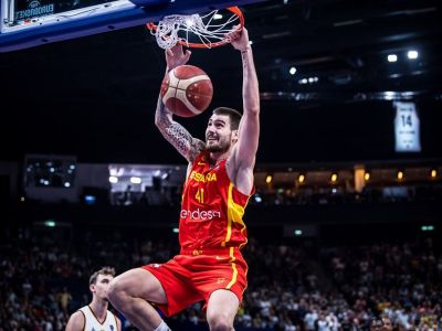 Podceňovaní Španieli utíšili Nemecko a zahrajú si o štvrtý titul zo šiestich EuroBasketov