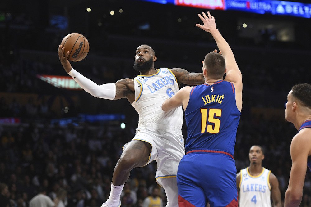 VIDEO: Dončič pripomenul Jordana, Lakers vyhrali prvýkrát až v šiestom zápase