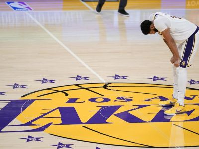 Sezóna Lakers je v ohrození, zrejme stratili hviezdu na dlhé obdobie