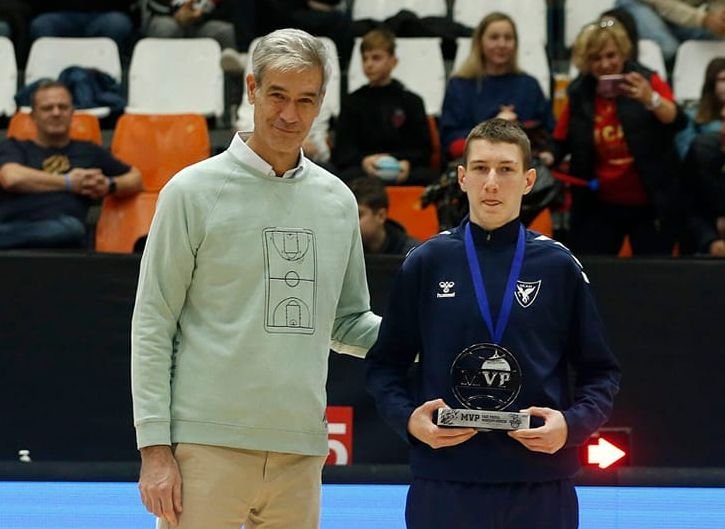 VIDEO: Prievidzský supertalent žiaril v Španielsku. Prevýšil rovesníkov, vyhlásili ho za MVP turnaja