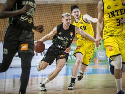 Z Komárna do Handlovej. Skvašik mení dres