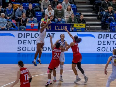 Čajky deklasovali Sláviu, Poprad otočil proti CBK