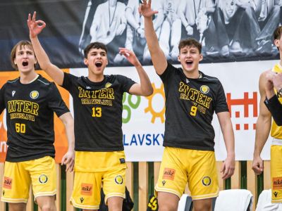 VIDEO/M-SR Kadeti U17: Titul pre Inter, Sereď strieborná a bronz pre Košice