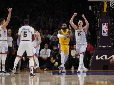 VIDEO/NBA play-off: Fantastickí Jokič s Murraym zmietli s Denverom Lakers 4:0, LeBron James pripustil koniec kariéry