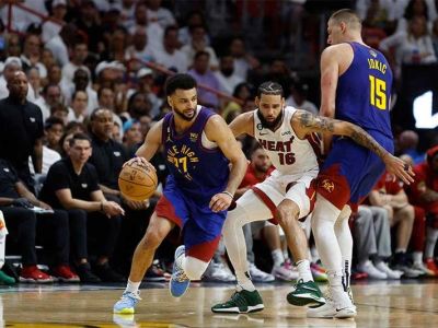 Vyhrávajú na rôzne spôsoby, vypočujte si podcast, prečo je Denver výhru od historického titulu v NBA
