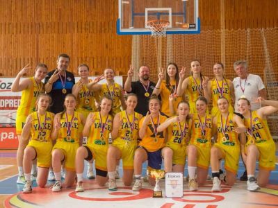 VIDEO/M-SR Kadetky U17: Young Angels s pohárom za titul, MBK Ružomberok vezie na Liptov striebro a bronz má ŠBK Šamorín