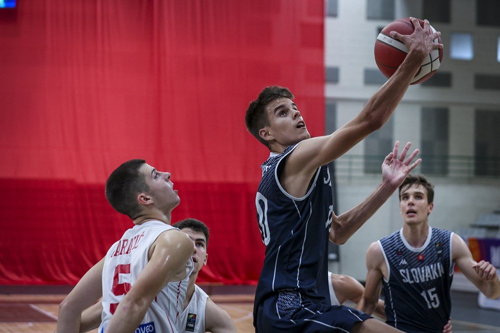 VIDEO: Osemnástka neuspela vo štvrťfinále ME, zahrá si o 5. – 8. miesto