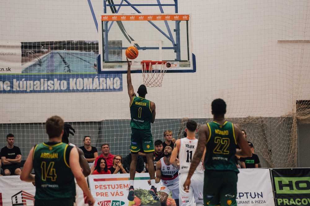 FOTO: Levice predviedli dominantný obrat v Komárne, Handlová rabovala v Prievidzi, prvý triumf Lučenca