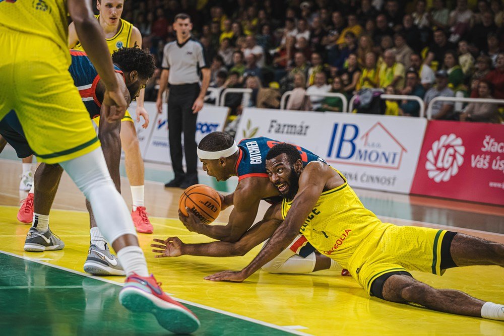 FOTO: Levice mali príliš veľa výpadkov a prehrali jasne v dôležitom zápase s Oradeou