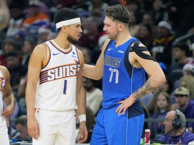VIDEO: Dončič zničil 50 bodmi Bookera aj Duranta, Curry potvrdil, že na Vianoce mu to nejde