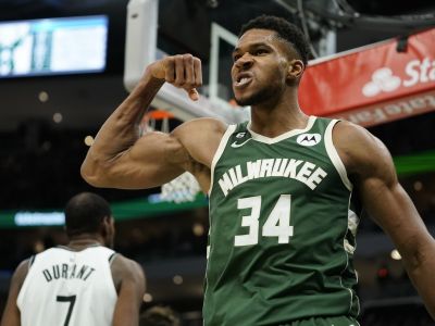 VIDEO: V zápase Lakers s Pacers padlo skoro 300 bodov, Milwaukee prevalcovalo Oklahomu