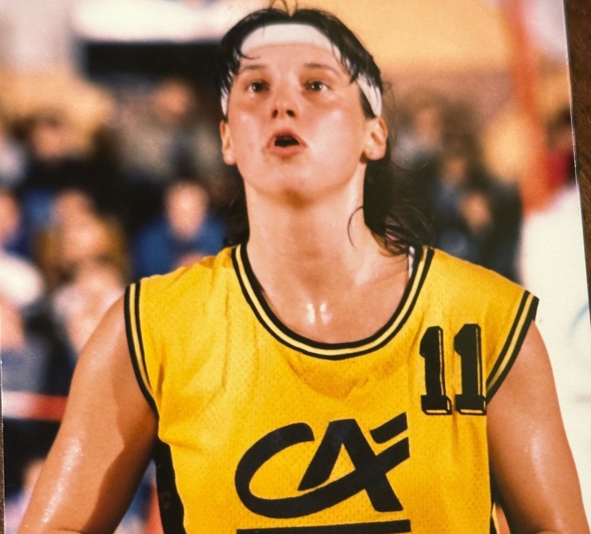 Najviac si cení juniorské zlato, niekdajšia najlepšia basketbalistka Slovenska Brziaková oslavuje jubileum