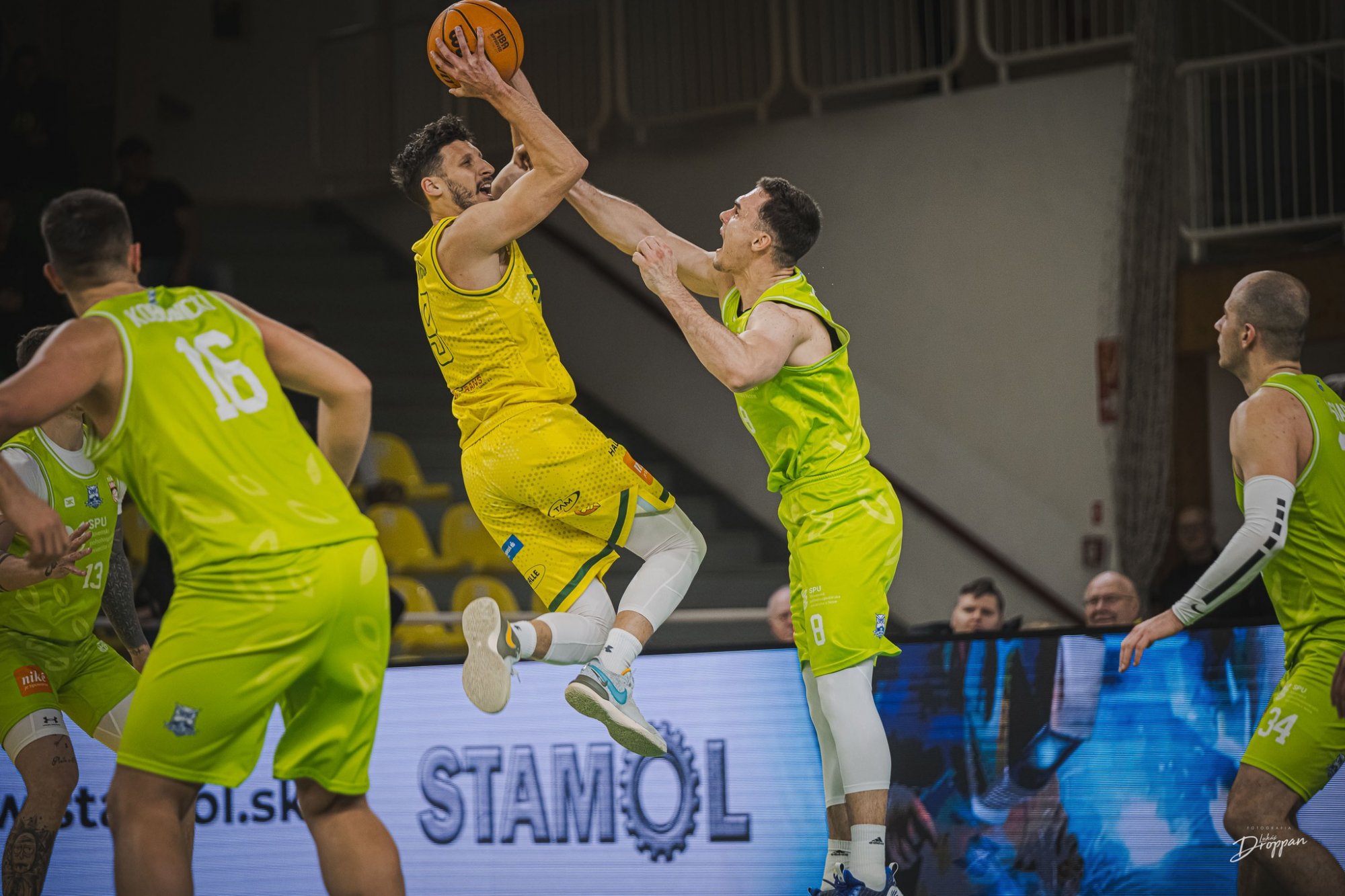Majster vyhral v Nitre, Svit zdolal Prievidzu