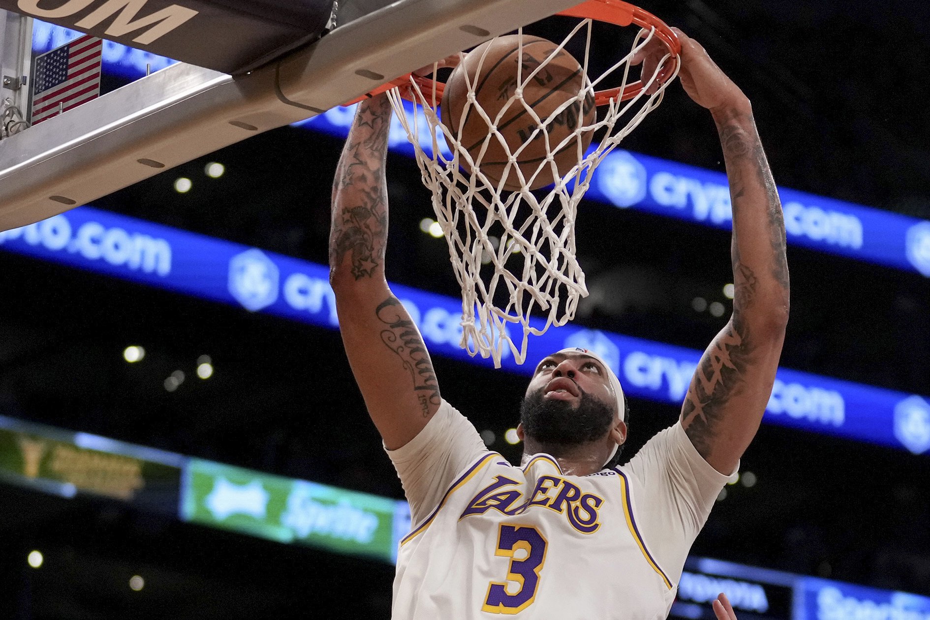 VIDEO/NBA play-off: Anthony Davis udržal Lakers v hre, keď konečne zdolali Denver