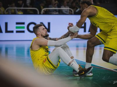 Poďme to v utorok ukončiť, burcuje Madzin. Som šokovaný, reagoval na druhý polčas Komárna jeho kouč