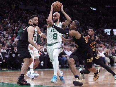VIDEO/NBA play-off: Boston aj Oklahoma sfúkli na úvod Cleveland a Dallas