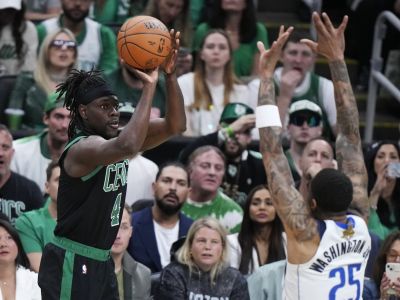Dlho bol nedocenený, pomohol Američanom k zlatu na olympiáde a teraz hrá vo finále NBA ako MVP