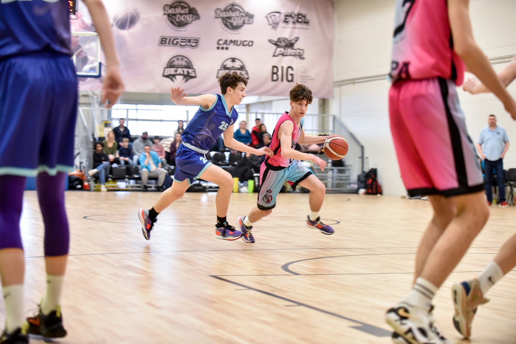 Tri tipy ako cez leto zlepšiť svoje basketbalové schopnosti