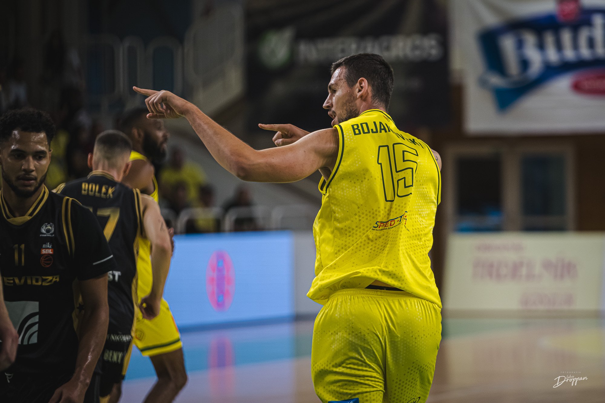 Prievidza aj Inter už majú (takmer) kompletné kádre, postupne zbroja aj majstrovské Levice
