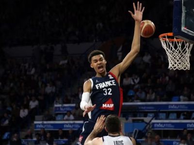 Chcú doma zlato, v Tokiu zdolali aj USA, v príprave však všetko prehrali. Francúzi veria v spásu od mladej hviezdy