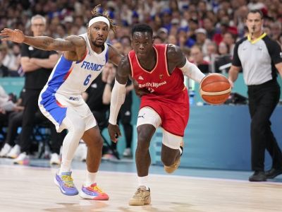 Bavil ho viac skateboard ako basketbal. V NBA je priemerný, v reprezentácii vyzerá ako top hráč sveta
