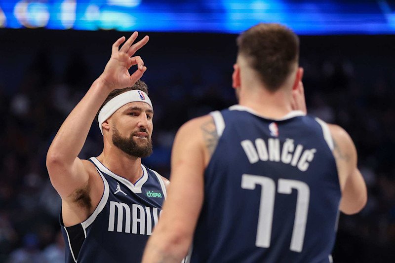 VIDEO: Kritizovaný Klay Thompson začal v Dallase skvelým výkonom