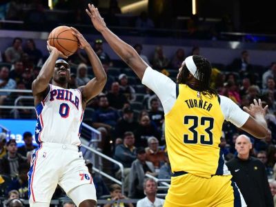 VIDEO: Maxey potiahol 45 bodmi oslabenú Philadelphiu, Clippers vyhrávajú aj bez Kawhiho Leonarda