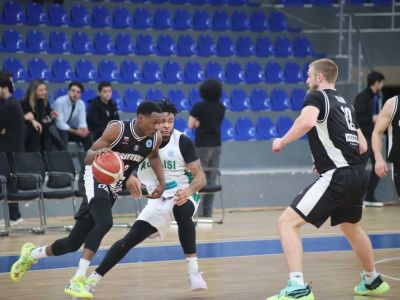 FOTO/VIDEO: Divoký záver pokazil dojem, Prievidza ale získala výhru