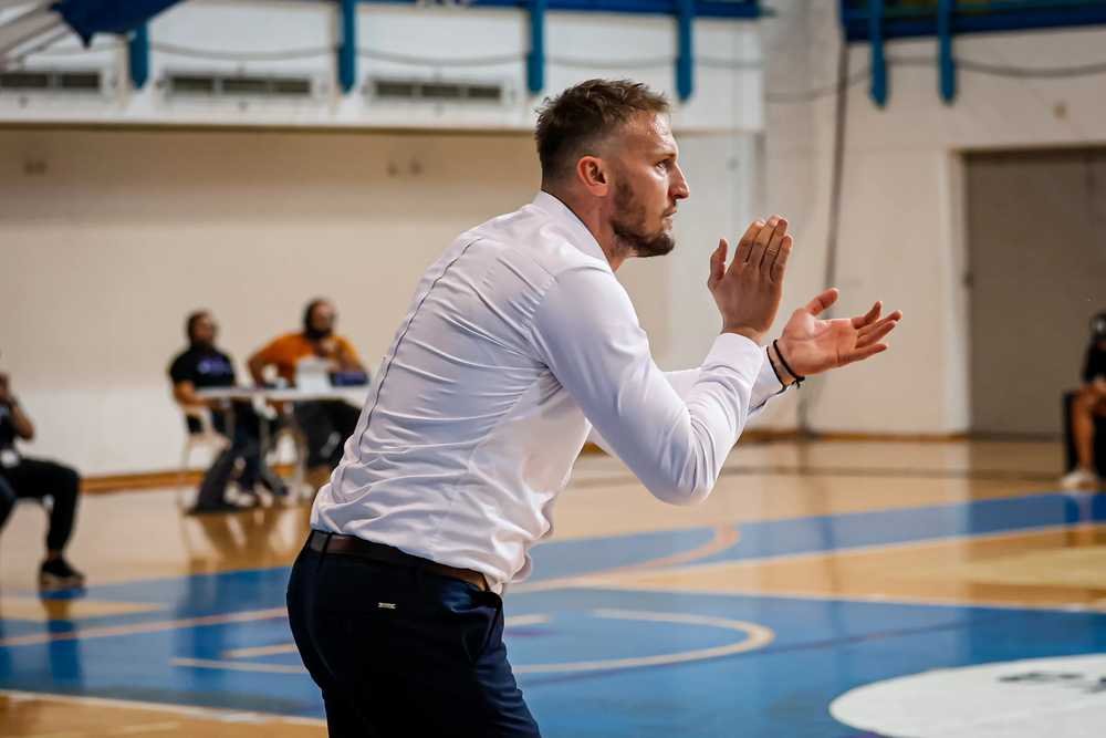 Patrioti cestujú do Španielsku, Madzin: Potrebujeme podať veľký výkon
