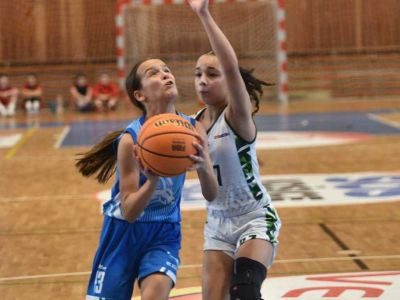 FOTO/VIDEO: Klokani s prvou výhrou, Liptáčky padli o jediný kôš a Young Angels nezvládli duel s Pécsom