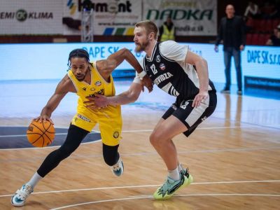 FOTO/VIDEO: Cousins dotiahol Inter k výhre o jeden kôš, Svit prekvapil lídra z Handlovej
