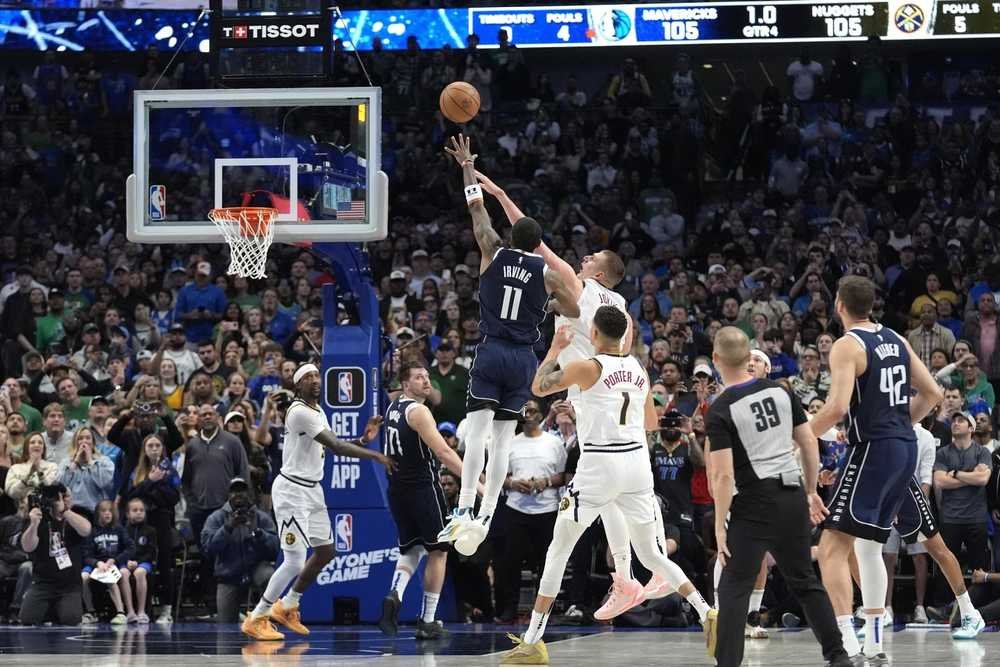 VIDEO: V parádnej bitke Denveru s Dallasom pretlačil úžasný Jokič skvelého Irvinga